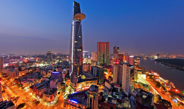 Explore Saigon’s Secrets at Night – Life, Culture and Food Taste