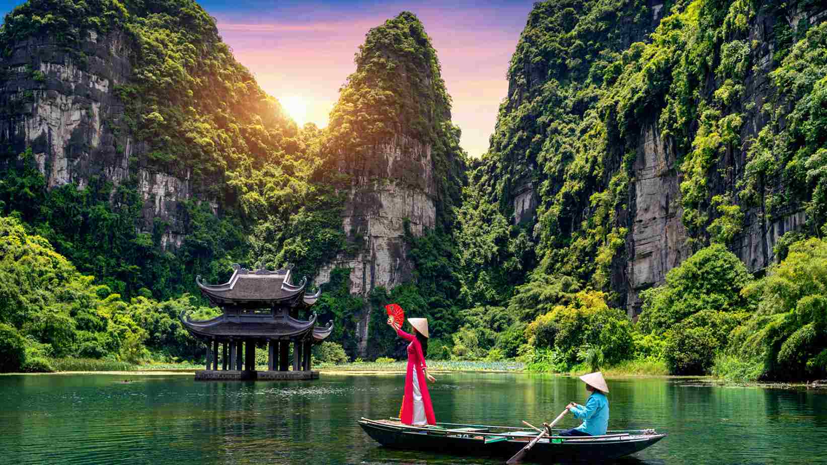 Hoa Lu – Trang An Grottoes Tour Full Day