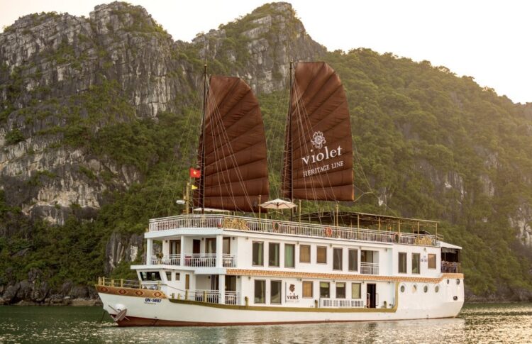 Heritage Line’s Violet Cruise – 3 days 2 nights