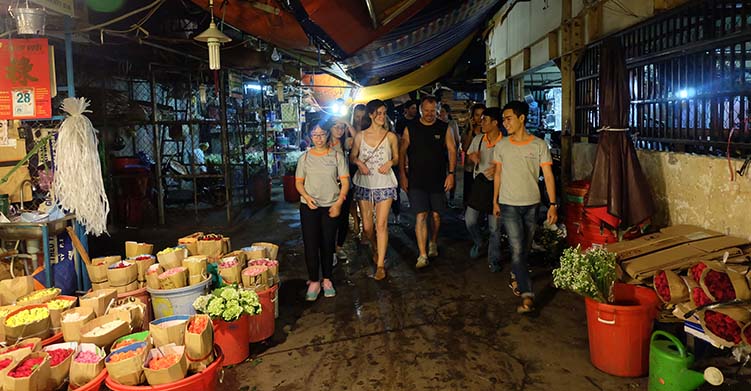 Saigon Street Food: 3.5-Hour Evening Tour - Image 15