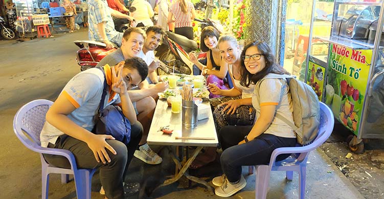 Saigon Street Food: 3.5-Hour Evening Tour - Image 12