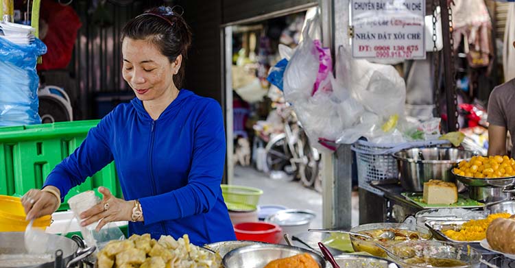 Saigon Street Food: 3.5-Hour Evening Tour - Image 8