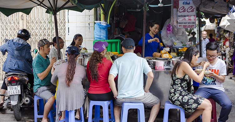 Saigon Street Food: 3.5-Hour Evening Tour - Image 7