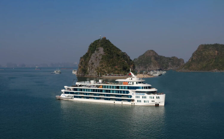 Luna Halong Cruise