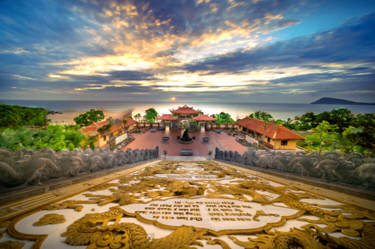 HIGHLIGHT OF THE SOUTHERN PHU QUOC